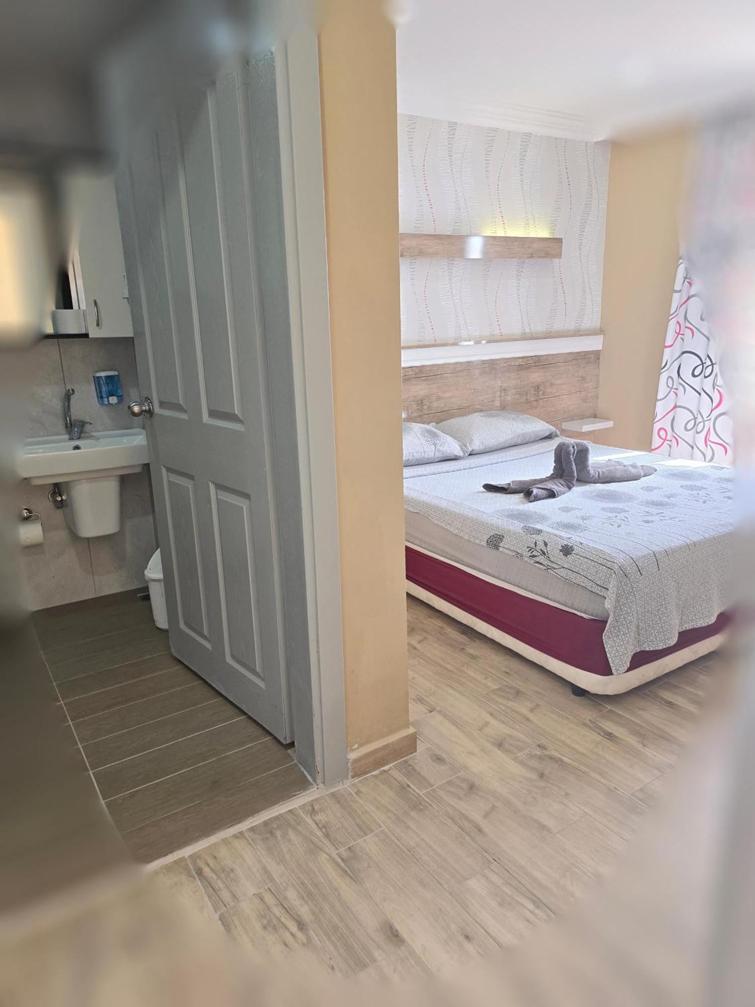 Diamant Otel Сиде Екстериор снимка